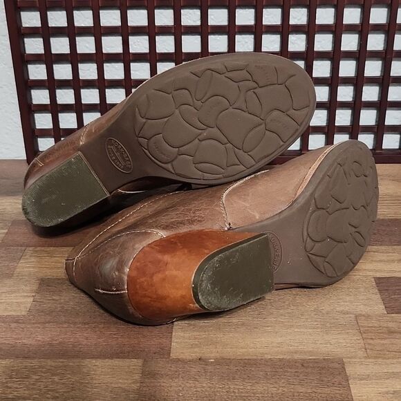 SIZE 6.5 | Kork-Ease Lace Up Bootie - Picture 4 of 6